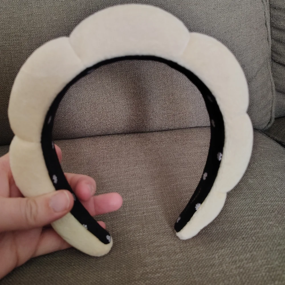 Lele Sadoughi Scalloped Velvet Headband Like New - Picture 1 of 4